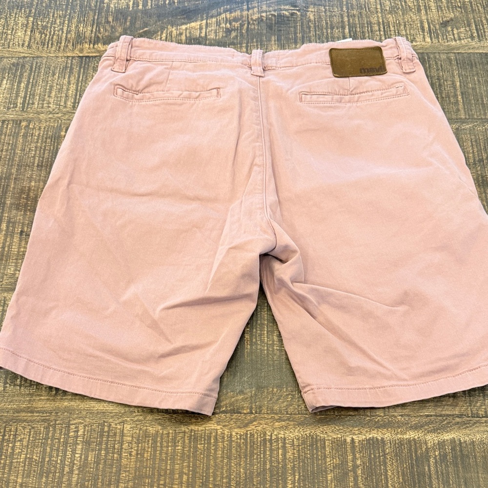 Mavi Men's Dusty Pink Flat Front Shorts - Picture 7 of 9